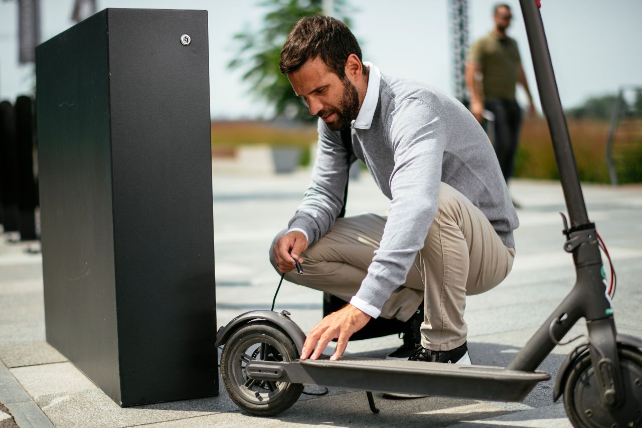 How To Charge A Razor Scooter Without The Charger